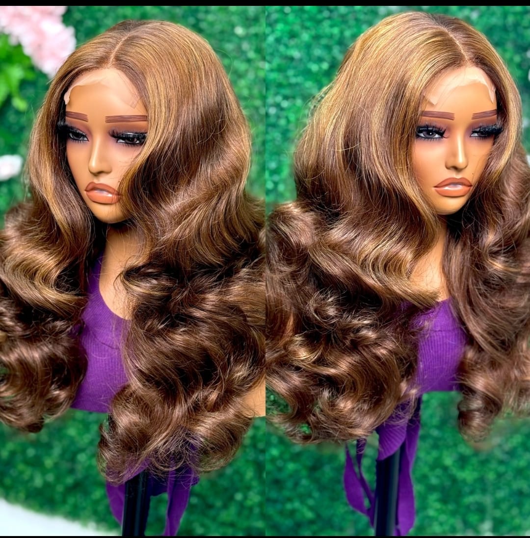 Perruque Bouclée Secilia - 100% Human hair -densité 300%- closure 4*4- Taille 22